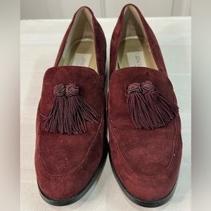 Jones New York Queen burgundy leather tassel loafers size 8